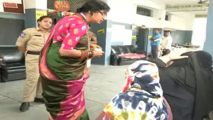 <div class="paragraphs"><p>ویڈیو گریب</p></div>