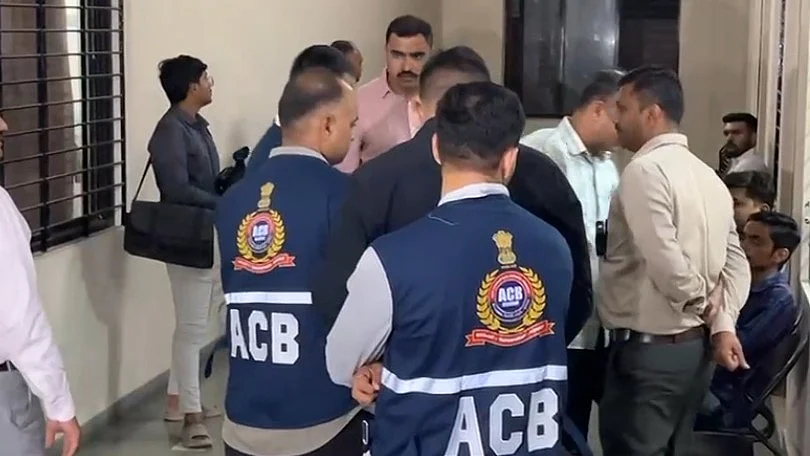 <div class="paragraphs"><p>تصوی: آئی اے این ایس</p></div>