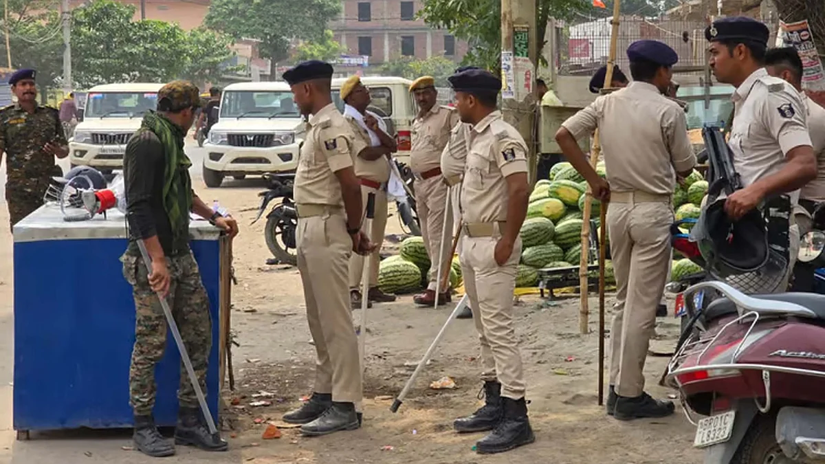 <div class="paragraphs"><p>سوشل میڈیا</p></div>