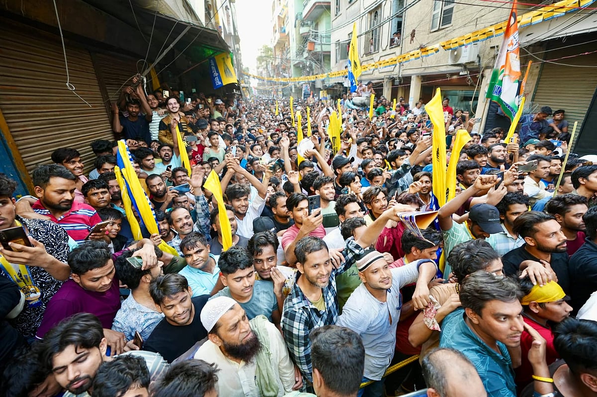 لوک سبھا انتخاب 2024: سخت گرمی کے باوجود کلدیپ کمار کی ریلی میں دکھائی دے رہا ہے لوگوں کا جم غفیر