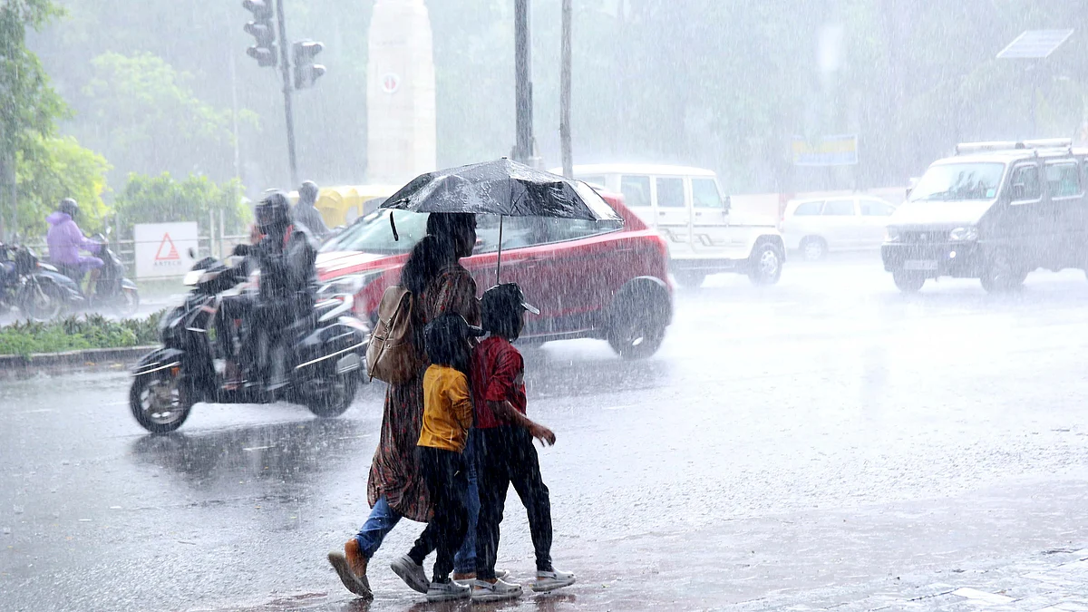 <div class="paragraphs"><p>کیرالہ میں بارش کا منظر / یو این آئی</p></div>