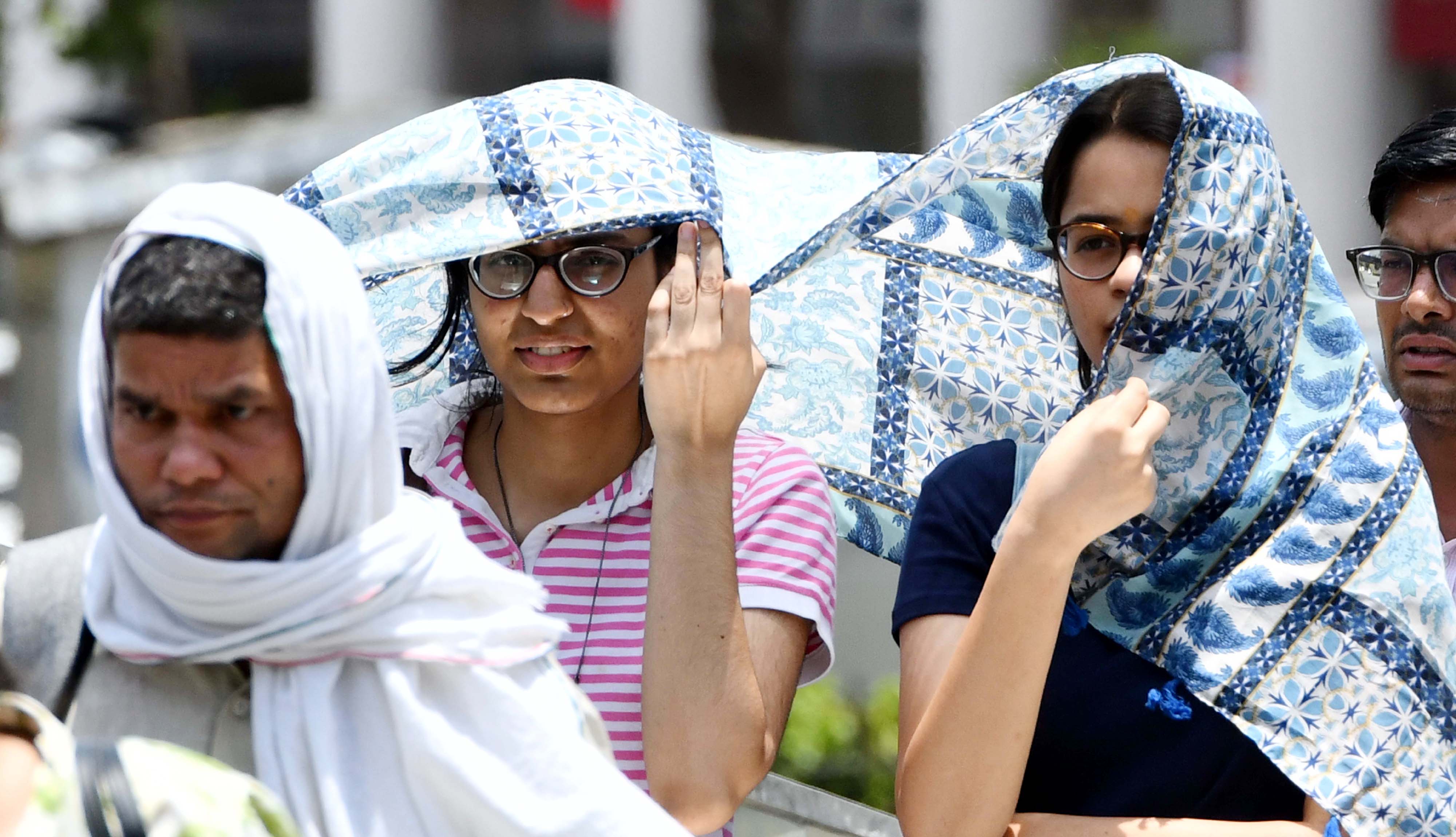 <div class="paragraphs"><p>شدید گرمی علامتی تصویر/ یو این آئی</p></div>