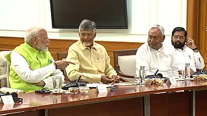 نئی حکومت کی تشکیل پر این ڈی اے کی پارلیمانی پارٹی کا اجلاس