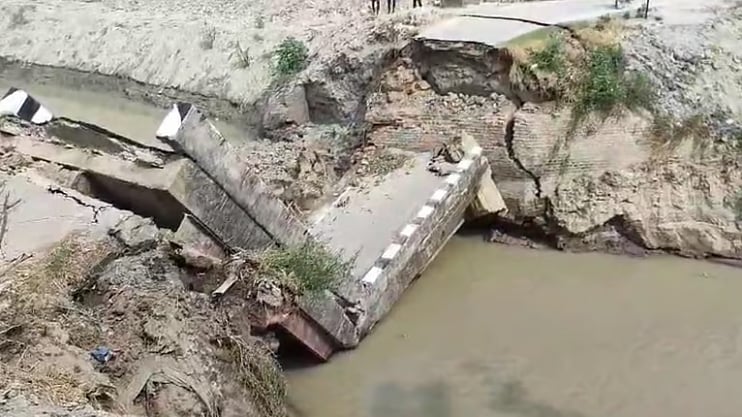 پلوں کے مسلسل منہدم ہونے کے بعد بیدار ہوئی بہار حکومت، جانچ کے لیے تشکیل دی اعلیٰ سطحی کمیٹی