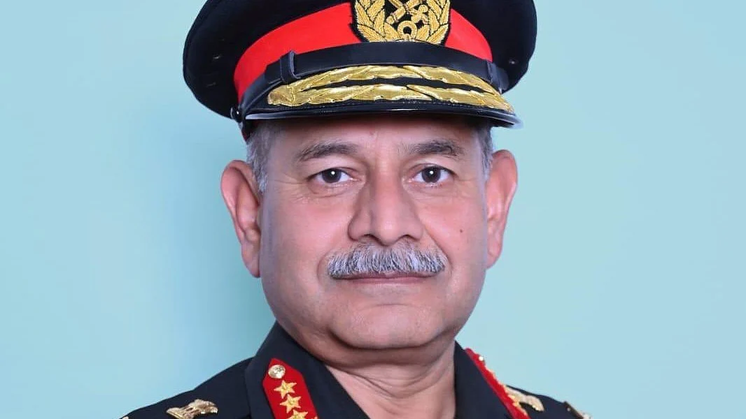 <div class="paragraphs"><p>لیفٹیننٹ جنرل اوپیندر دویدی، تصویر سوشل میڈیا</p></div>