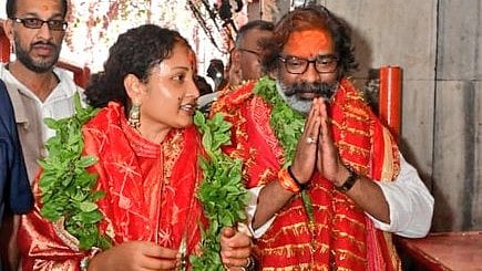 ہیمنت سورین نے سنیتا کیجریوال سے ملاقات کی :سنجے سنگھ