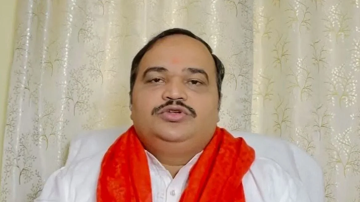 <div class="paragraphs"><p>شیوسینا-یو بی ٹی کے ترجمان آنند دوبے / آئی اے این ایس</p></div>