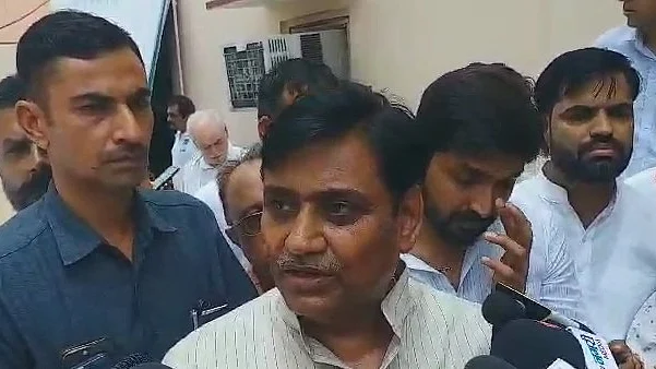 <div class="paragraphs"><p>گووند سنگھ ڈوٹاسرا / آئی اے این ایس</p></div>