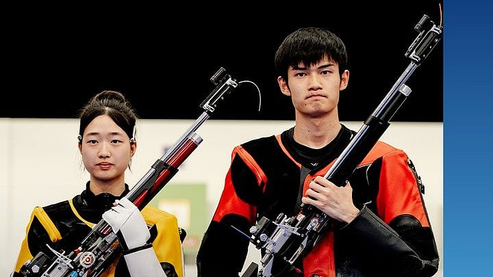 پیرس اولمپک 2024 کا پہلا تمغہ قزاقستان کے نام رہا، چین پہلا طلائی تمغہ حاصل کرنے میں کامیاب