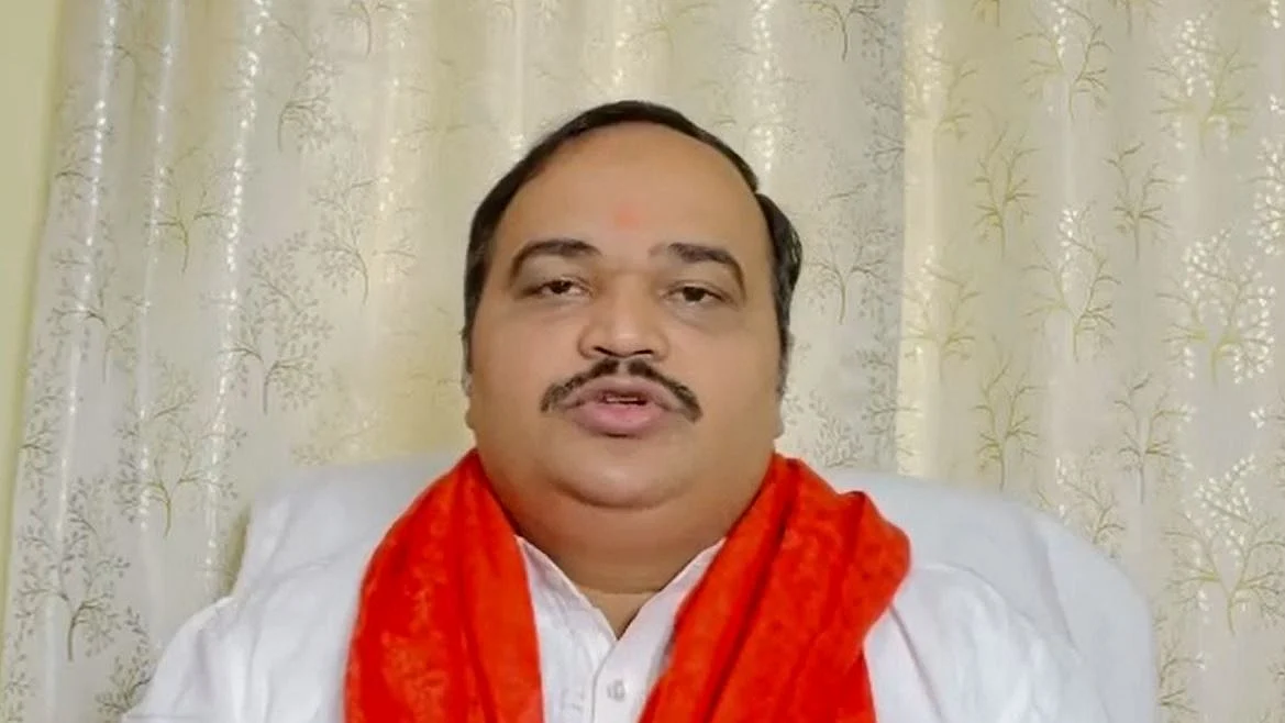 <div class="paragraphs"><p>شیوسینا-یوبی ٹی کے ترجمان آنند دوبے / آئی اے این ایس</p></div>