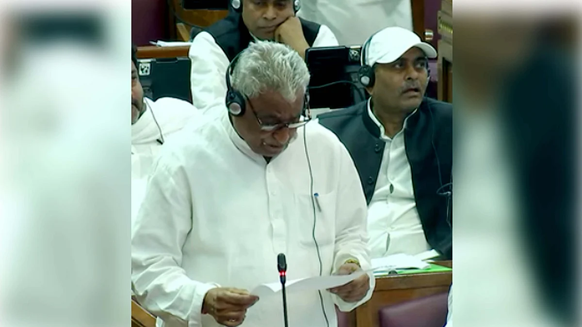 <div class="paragraphs"><p>یوپی اسمبلی میں قائد حزب اختلاف ماتا پرساد پانڈے / آئی اے این ایس</p></div>