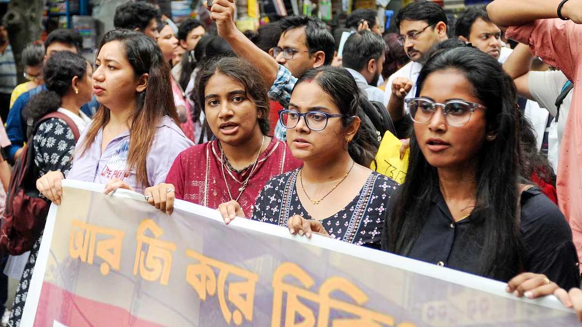 <div class="paragraphs"><p>کولکاتا میں احتجاج کرتے ڈاکٹر / آئی اے این ایس</p></div>