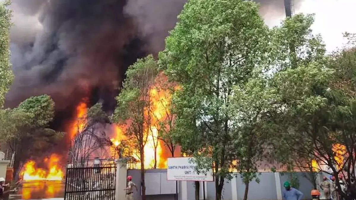 آندھرا پردیش میں خوفناک ریکٹر دھماکہ، 15 افراد جاں بحق، تقریباً 50 زخمی، وزیر اعلیٰ نے جانچ کا دیا حکم