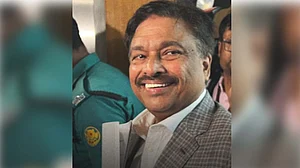 بنگلہ دیش کرکٹ بورڈ میں بھی تختہ پلٹ! ناظم الحسن مستعفی، فاروق احمد نئے صدر مقرر