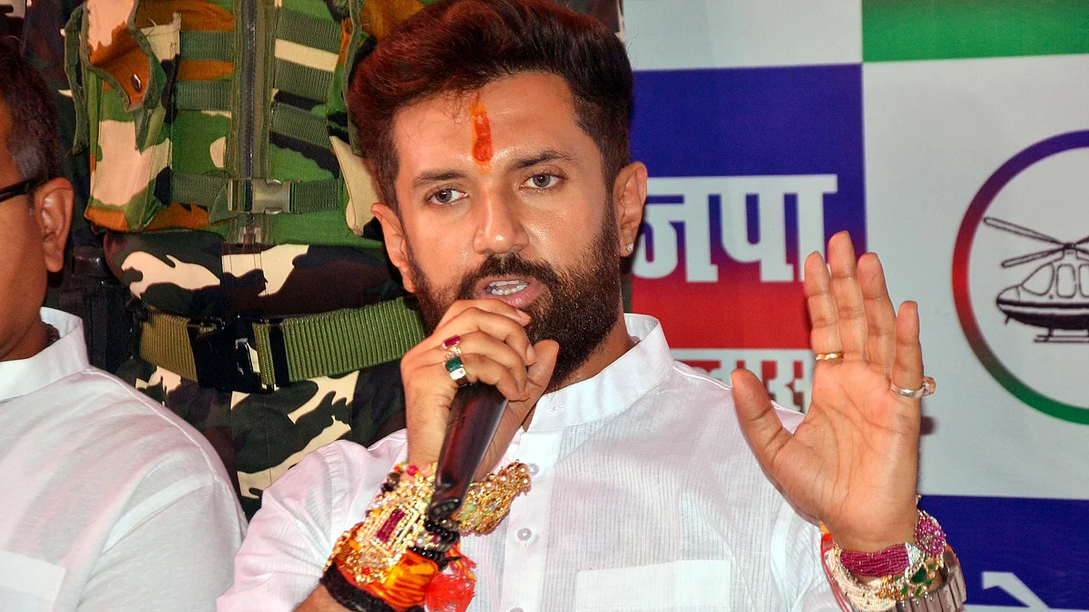 <div class="paragraphs"><p>چراغ پاسوان / آئی اے این ایس</p></div>