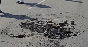 مدھیہ پردیش: 1000 کروڑ روپے کے فلائی اوور میں افتتاح کے 3 دن بعد پڑ گیا شگاف، کانگریس کی شکایت کے بعد چیف انجنیئر برخاست