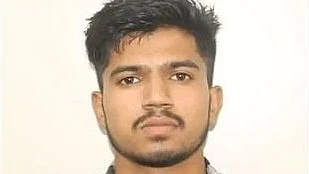 <div class="paragraphs"><p>وِشال، تصویر&nbsp;<a href="https://x.com/INCIndia">@INCIndia</a></p></div>