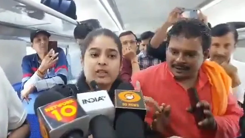 <div class="paragraphs"><p>ویڈیو گریب</p></div>