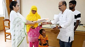 ہریانہ میں موب لنچنگ: گئو رکشکوں کے ہاتھوں قتل صابر ملک کی بیوی کو بنگال حکومت نے دی نوکری