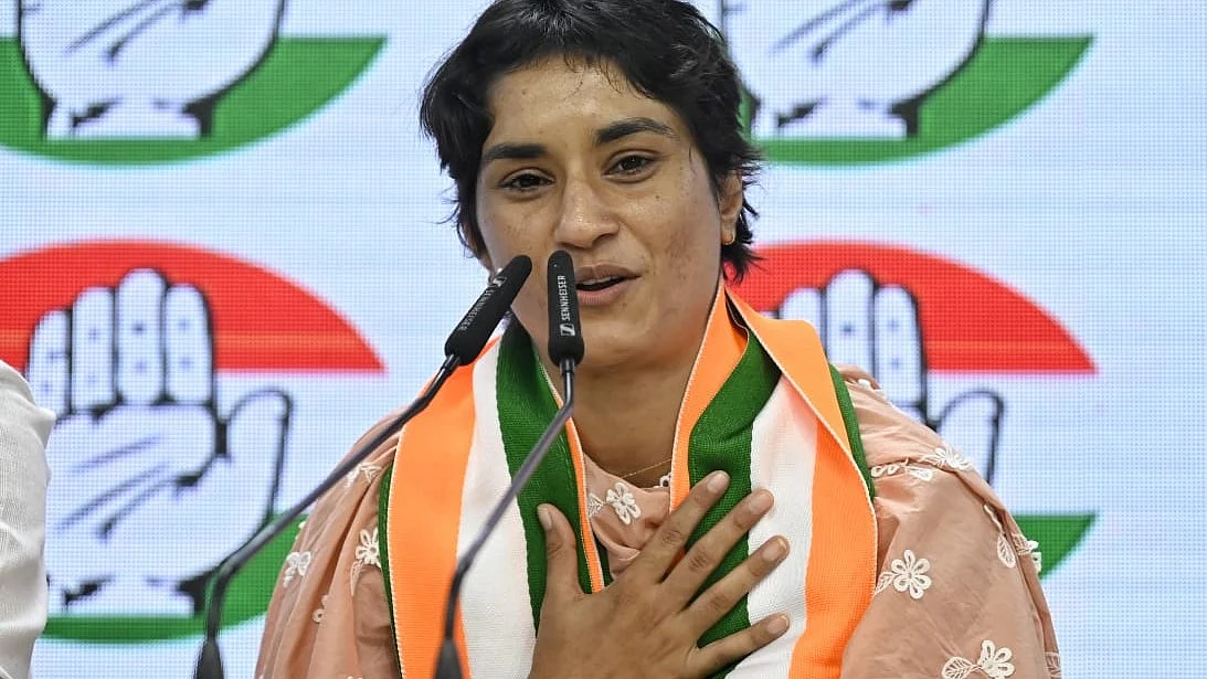 <div class="paragraphs"><p>ونیش پھوگاٹ، تصویر ویپن/قومی آواز</p></div>