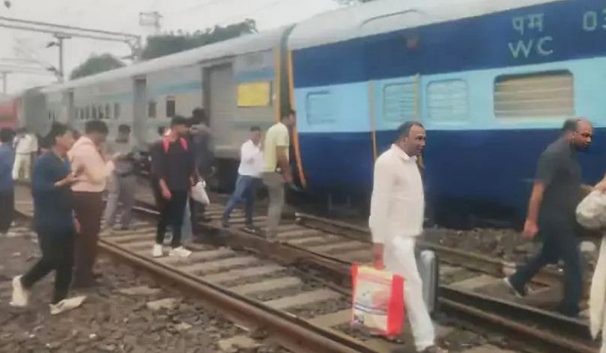 مدھیہ پردیش کے جبل پور میں ریل حادثہ، سومناتھ ایکسپریس کے 2 ڈبے پٹری سے اترے