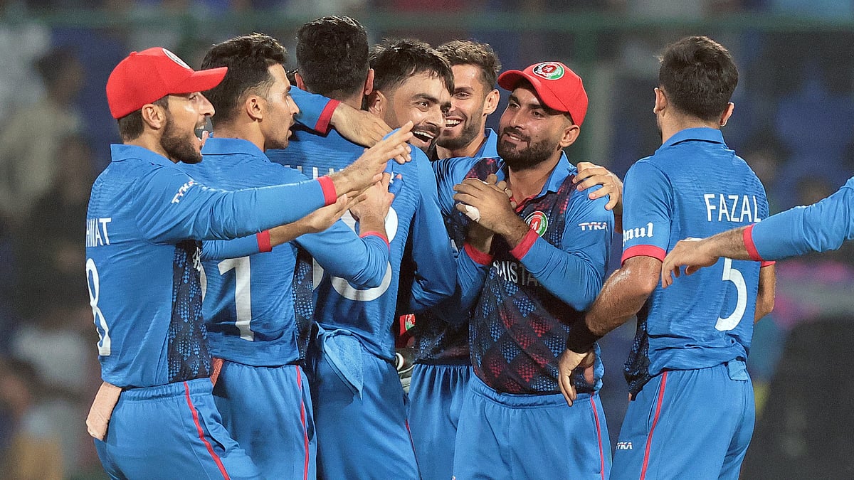 افغانستان نے عالمی کپ فائنلسٹ جنوبی افریقہ کو چھہ وکٹوں سے شکست دی