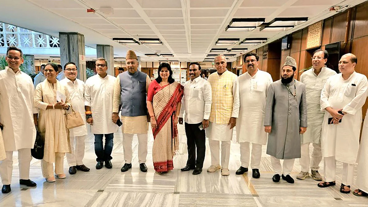 <div class="paragraphs"><p>آئی اے این ایس</p></div>