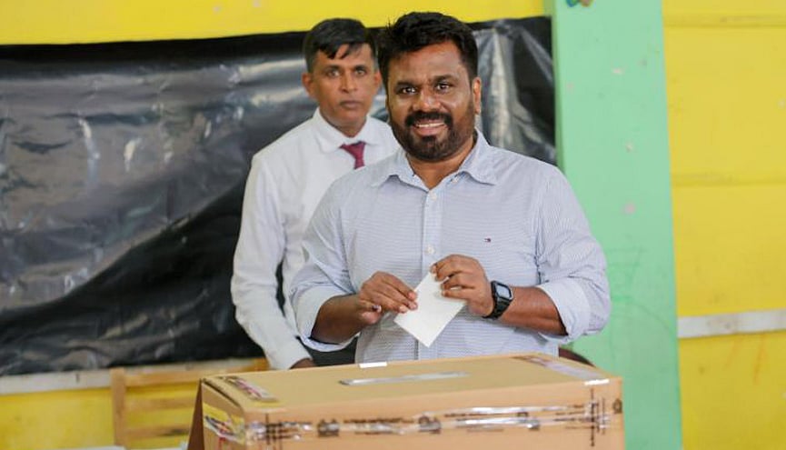 سری لنکا: صدارتی انتخاب میں 53 فیصد ووٹ حاصل کر بائیں بازو کے کمارا دسانائکے نے بڑی سبقت بنائی