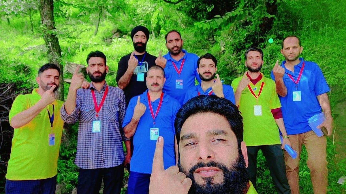 جموں و کشمیر انتخاب: دوسرے مرحلہ میں 56 فیصد سے زائد ووٹنگ، چیف الیکشن کمشنر نے کہا ’یہاں تاریخ رقم ہو رہی‘