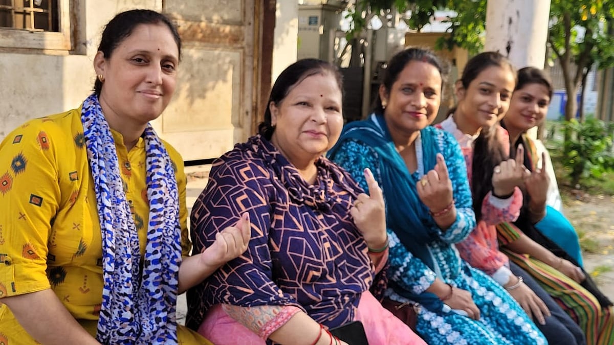 جموں و کشمیر اسمبلی انتخاب: سبھی امیدواروں کی قسمت کا فیصلہ ای وی ایم میں قید، ووٹ شماری کے لیے 8 اکتوبر کا انتظار