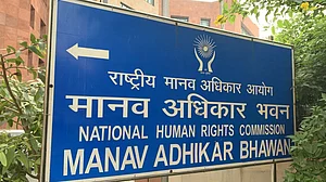 دہلی: نالے میں گرنے سے ہلاکتیں، قومی انسانی حقوق کمیشن نے رپورٹ طلب کی