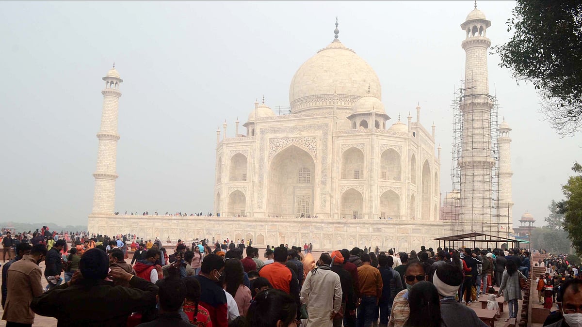 آگرہ: انتظار ہوا ختم، شرد پورنیما پر رات کی چاندنی میں کریں 'تاج محل' کا دیدار