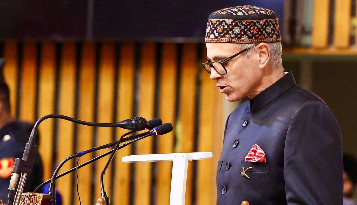 جموں و کشمیر: عمر عبداللہ کی حلف برداری تقریب... تصویری جھلکیاں
