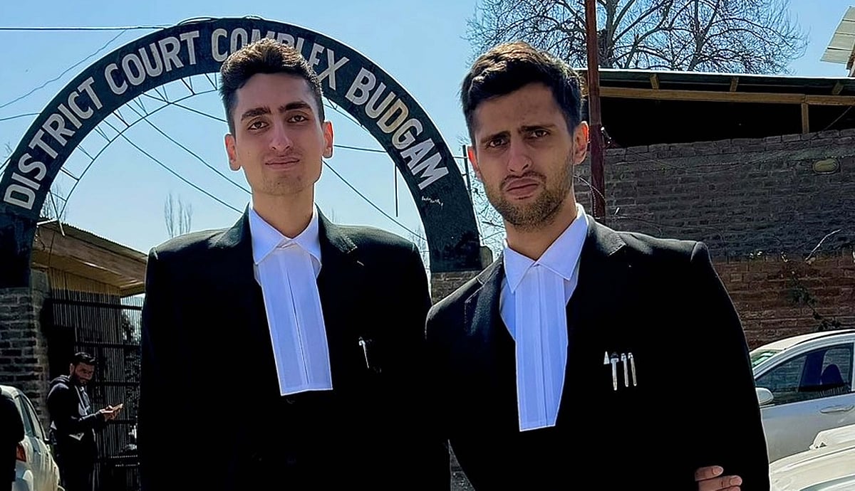 ظامر عبداللہ + ظاہر عبداللہ