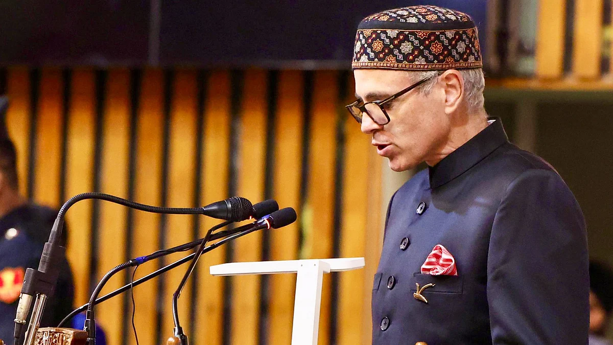 <div class="paragraphs"><p>عمر عبداللہ، تصویر آئی اے این ایس</p></div>