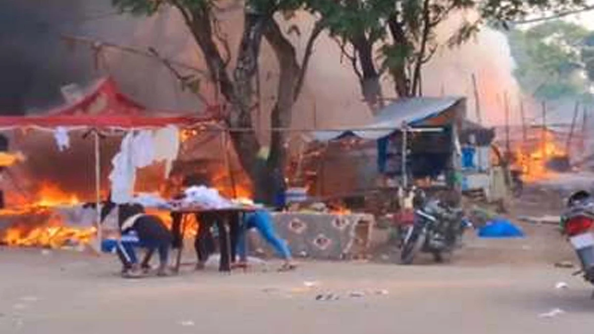 <div class="paragraphs"><p>سوشل میڈیا</p></div>