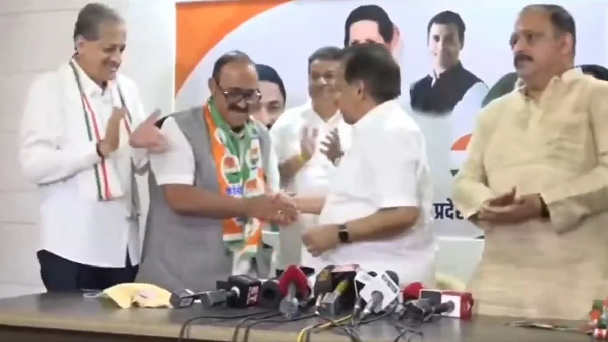 <div class="paragraphs"><p>انیس احمد کانگریس میں شامل</p></div>