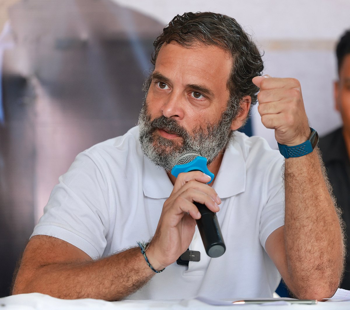 <div class="paragraphs"><p>راہل گاندھی</p></div>