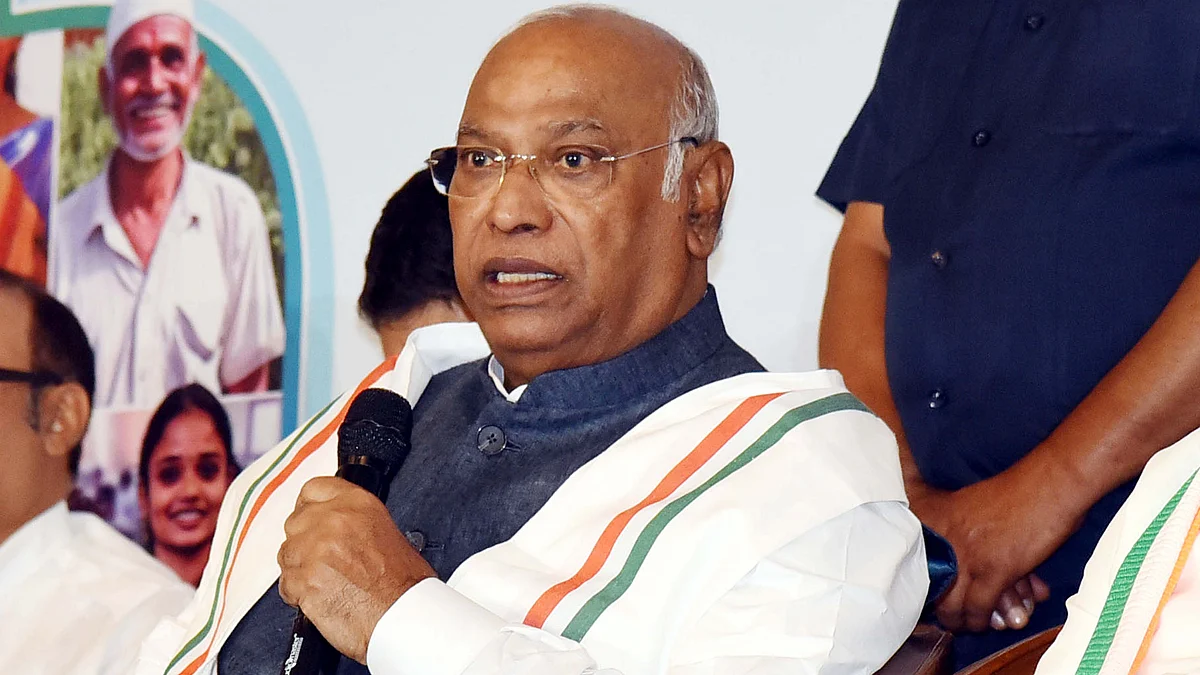 <div class="paragraphs"><p>ملکارجن کھڑگے / آئی اے این ایس</p></div>