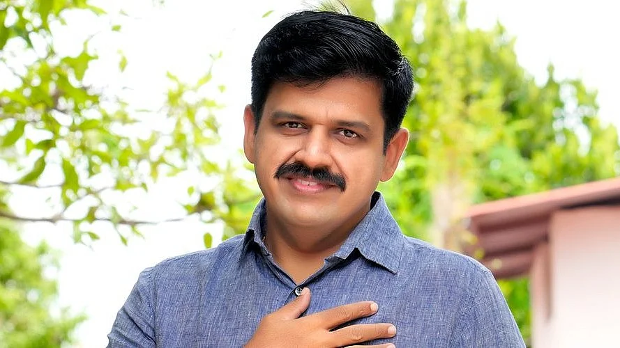 پلکڑ ضمنی انتخاب: سی پی آئی ایم نے یو ڈی ایف امیدوار سندیپ واریر کے خلاف شائع کیا اشتعال انگیز اشتہار، تحقیقات کا حکم