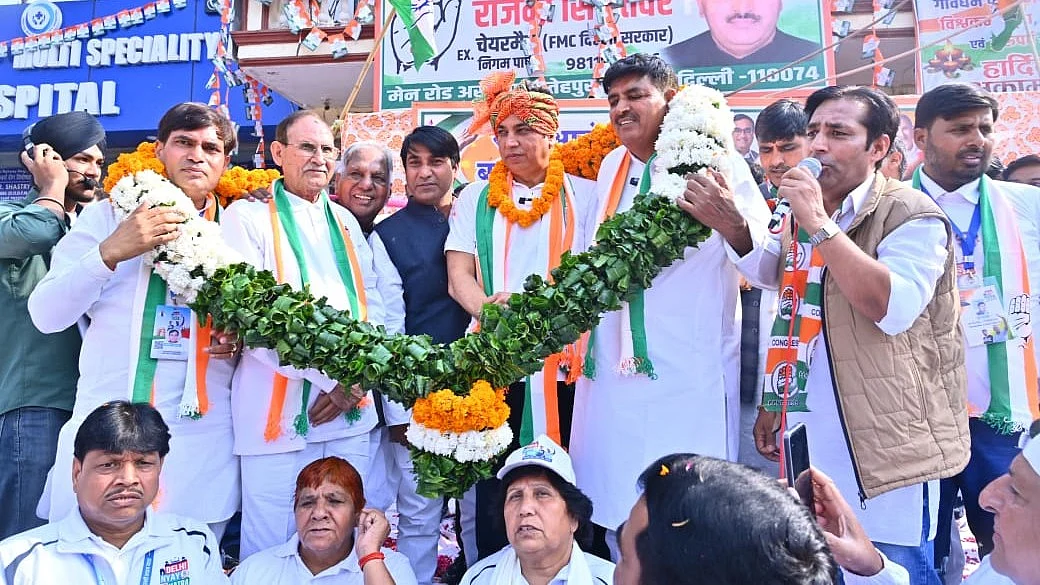 <div class="paragraphs"><p>دہلی نیائے یاترا کے دوران کانگریس ریاستی صدر دیویندر یادو و دیگر کانگریس لیڈران</p></div>