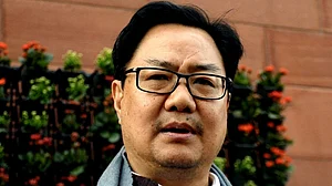 راجیہ سبھا: کرن رجیجو کے خلاف خصوصی استحقاق کی خلاف ورزی کا نوٹس پیش، 60 اراکین پارلیمنٹ نے کیا دستخط