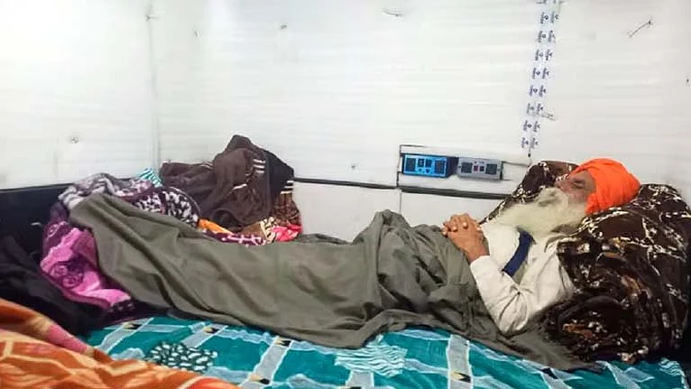 <div class="paragraphs"><p>سوشل میڈیا</p></div>