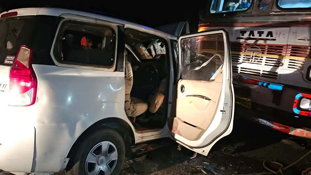 <div class="paragraphs"><p>سوشل میڈیا</p></div>