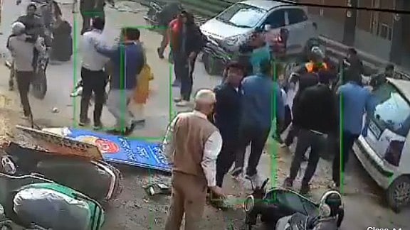 <div class="paragraphs"><p>تصویر بشکریہ سوشل میڈیا، ویڈیو گریب</p></div>