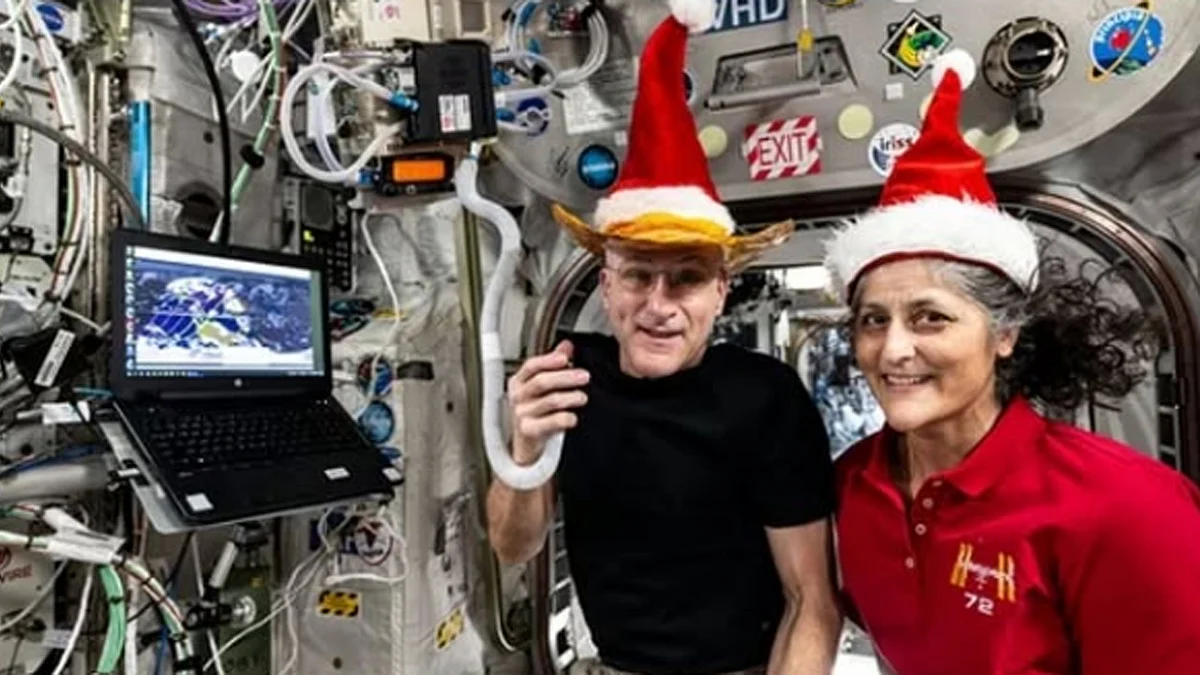 <div class="paragraphs"><p>خلا میں سنیتا ولیمس (فائل)، تصویرسوشل میڈیا</p></div>