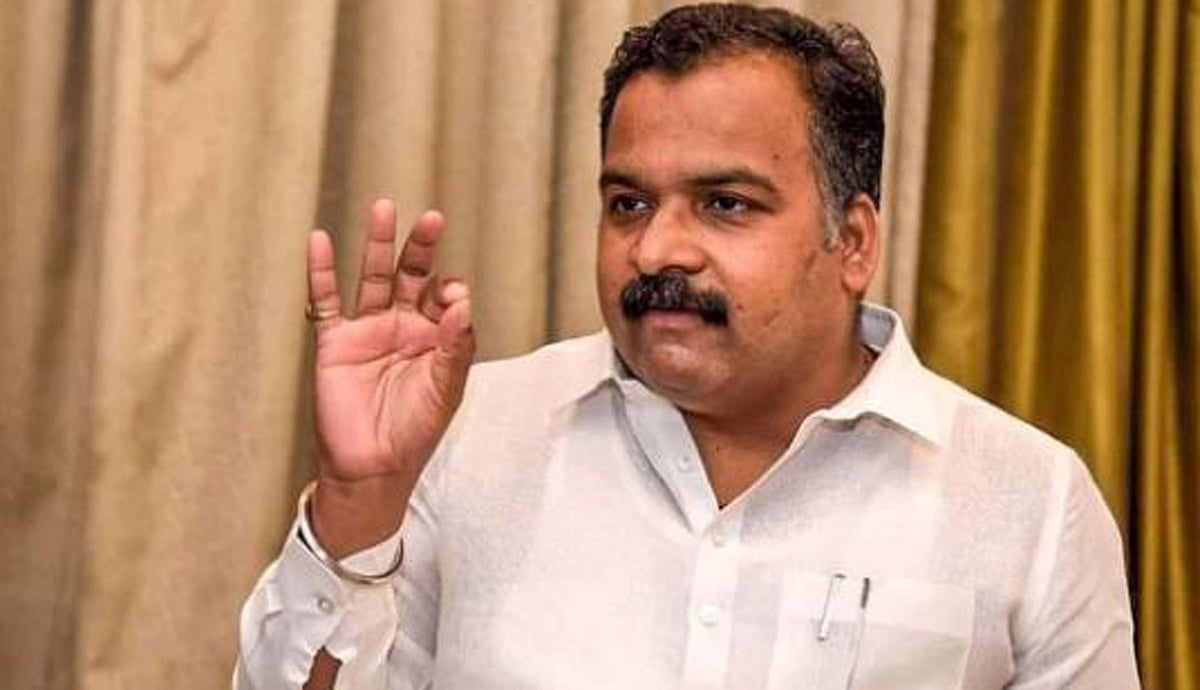 امت شاہ کے ڈاکٹر امبیڈکر پر تبصرے کے خلاف کانگریس کا احتجاج جاری، منیکم ٹیگور نے لوک سبھا میں پیش کیا التوا کا نوٹس