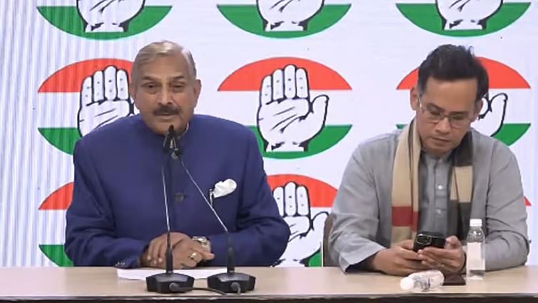 ’لوک سبھا انتخاب میں بی جے پی کو 400 سیٹیں ملتیں تو بابا صاحب کا آئین ختم ہو جاتا اور مودی جی کا آئین ہوتا‘