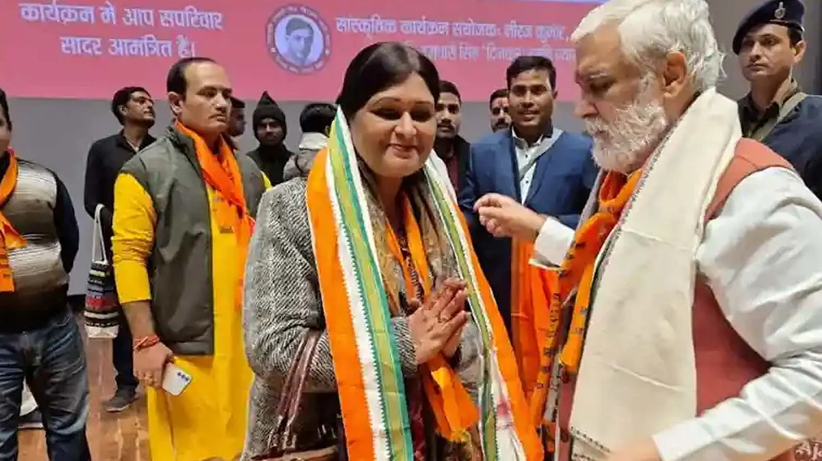 <div class="paragraphs"><p>سوشل میڈیا</p></div>