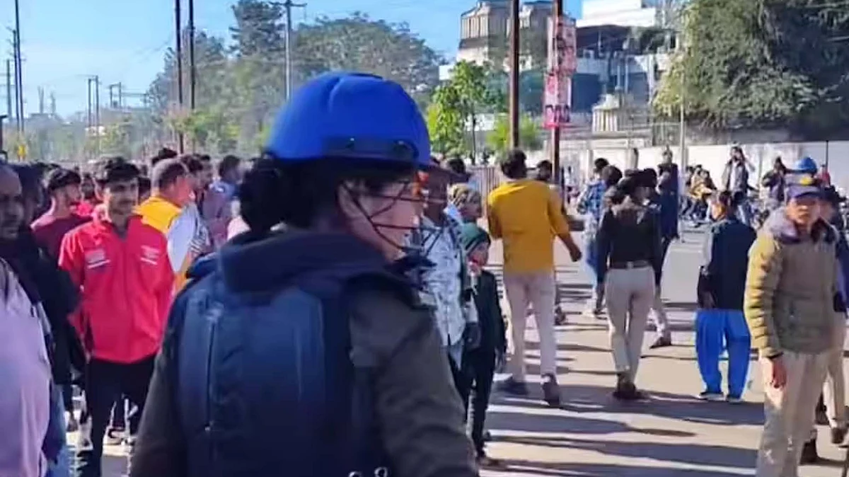 <div class="paragraphs"><p>سوشل میڈیا</p></div>